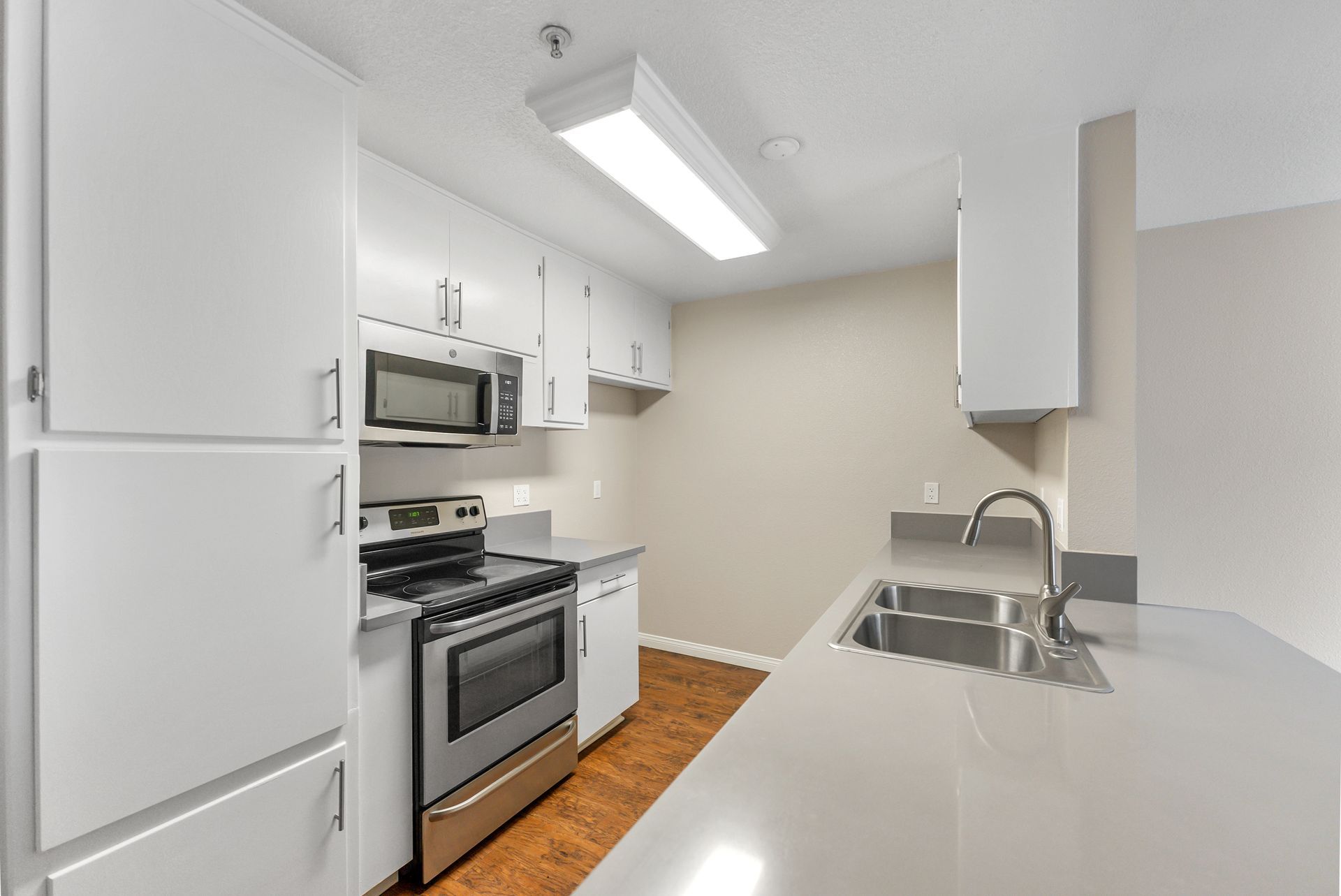 Washington Apartments photo gallery