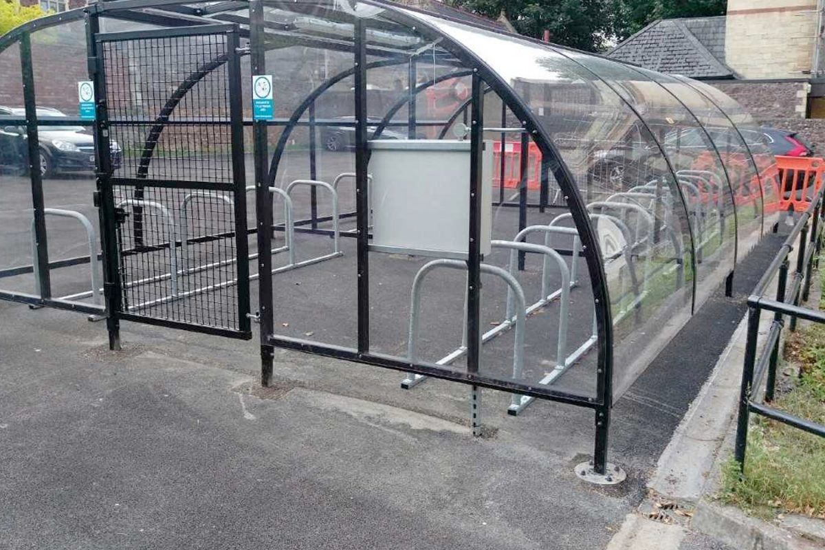 University of Bristol Whiteladies bike parking