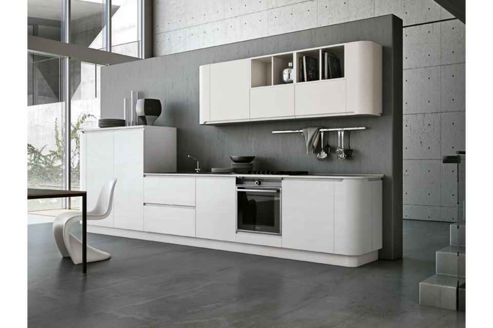 cucina moderna con mobili arrotondati