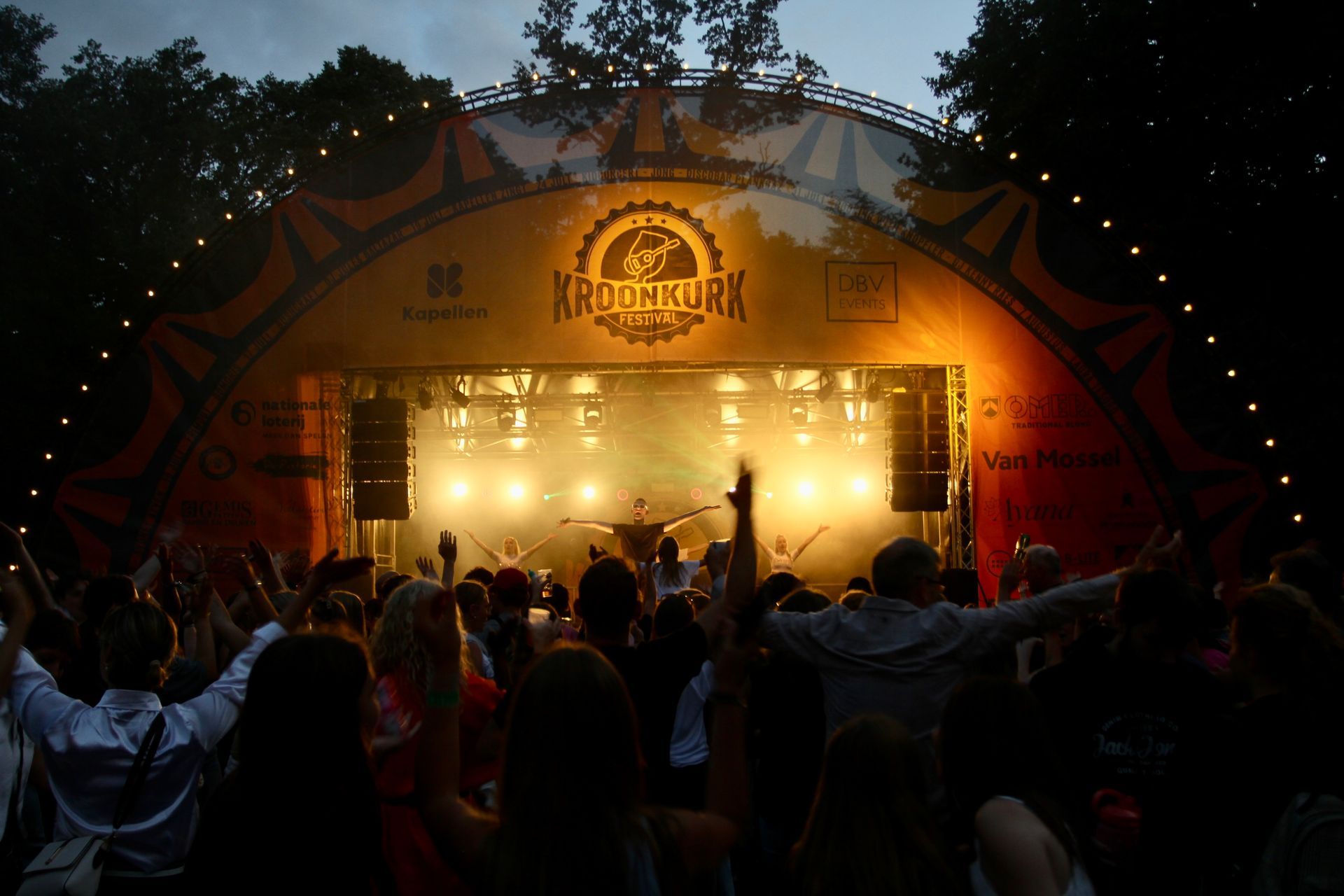 DISCOBAR PLANKGAZ FT. STARHEAD