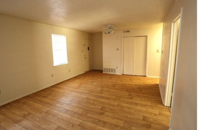 Camelot apartment bed room