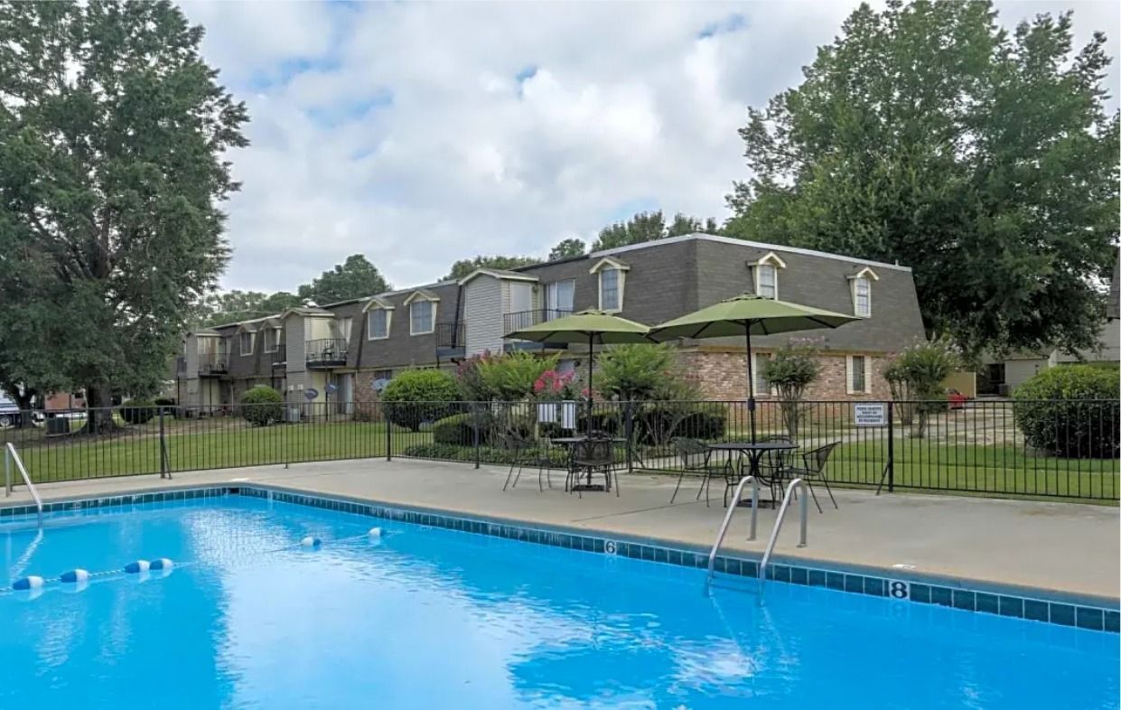 Camelot apartment swimming pool