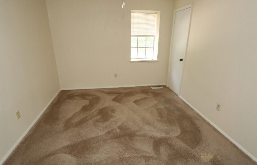 Camelot apartment carpet bed room
