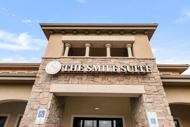 The Smile Suite storefront