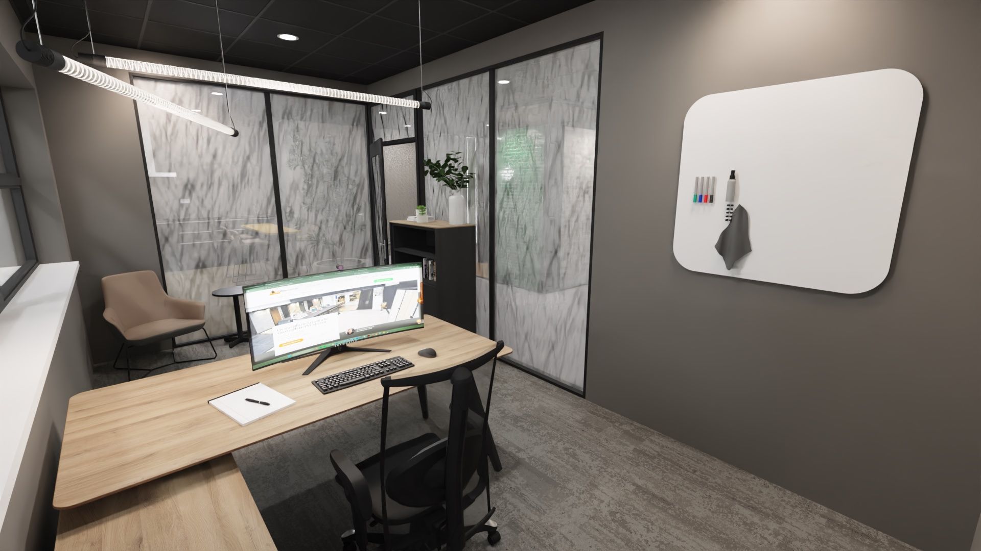 Moderne vergaderruimte met bureau, beeldschermen, stoelen, glazen wand en whiteboard met stiften.