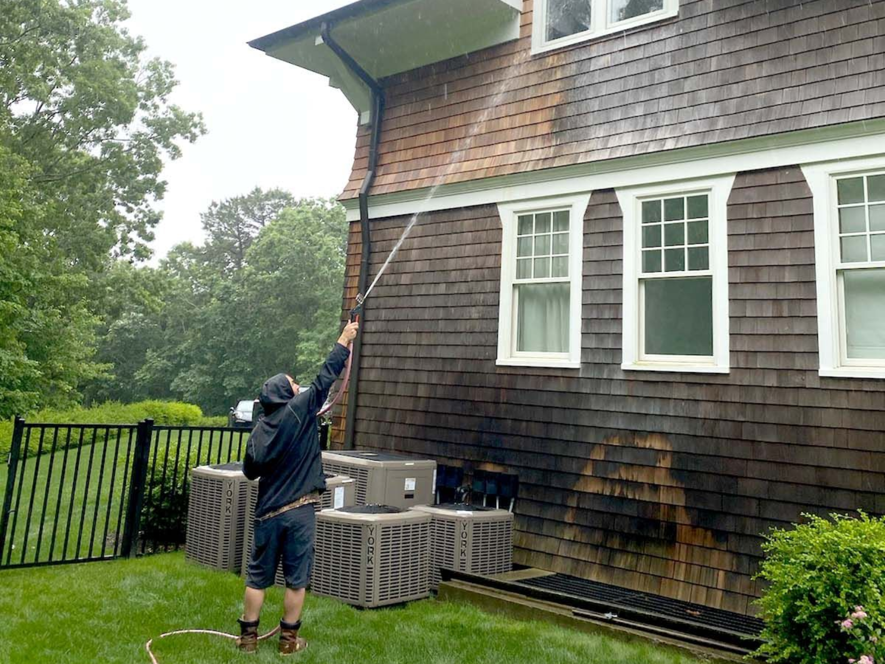 soft washing cedar shake siding at home in Suffolk County NY