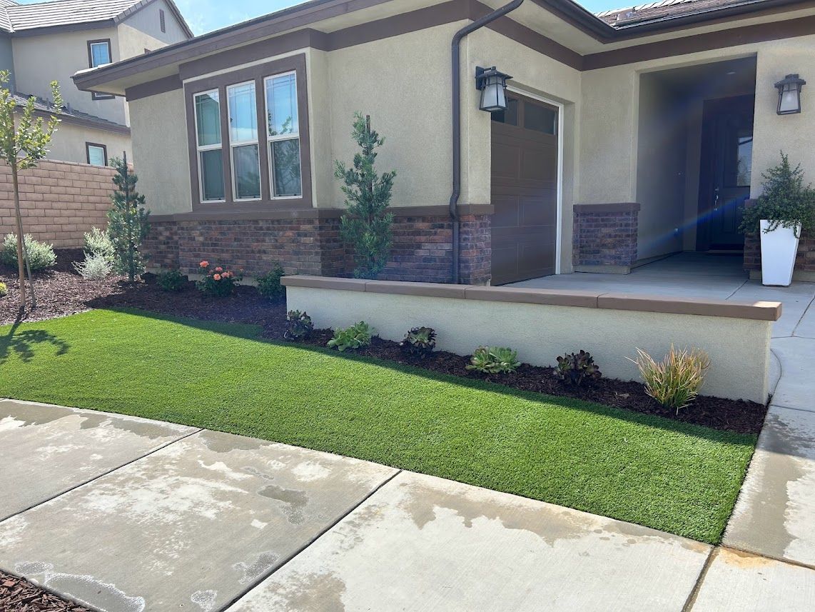Beautiful House - Murrieta, CA - J & M Landscaping