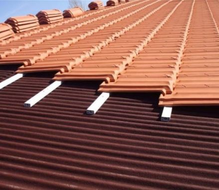 impermeabilización de tejado con onduline bajo teja en Pedraza, Segovia