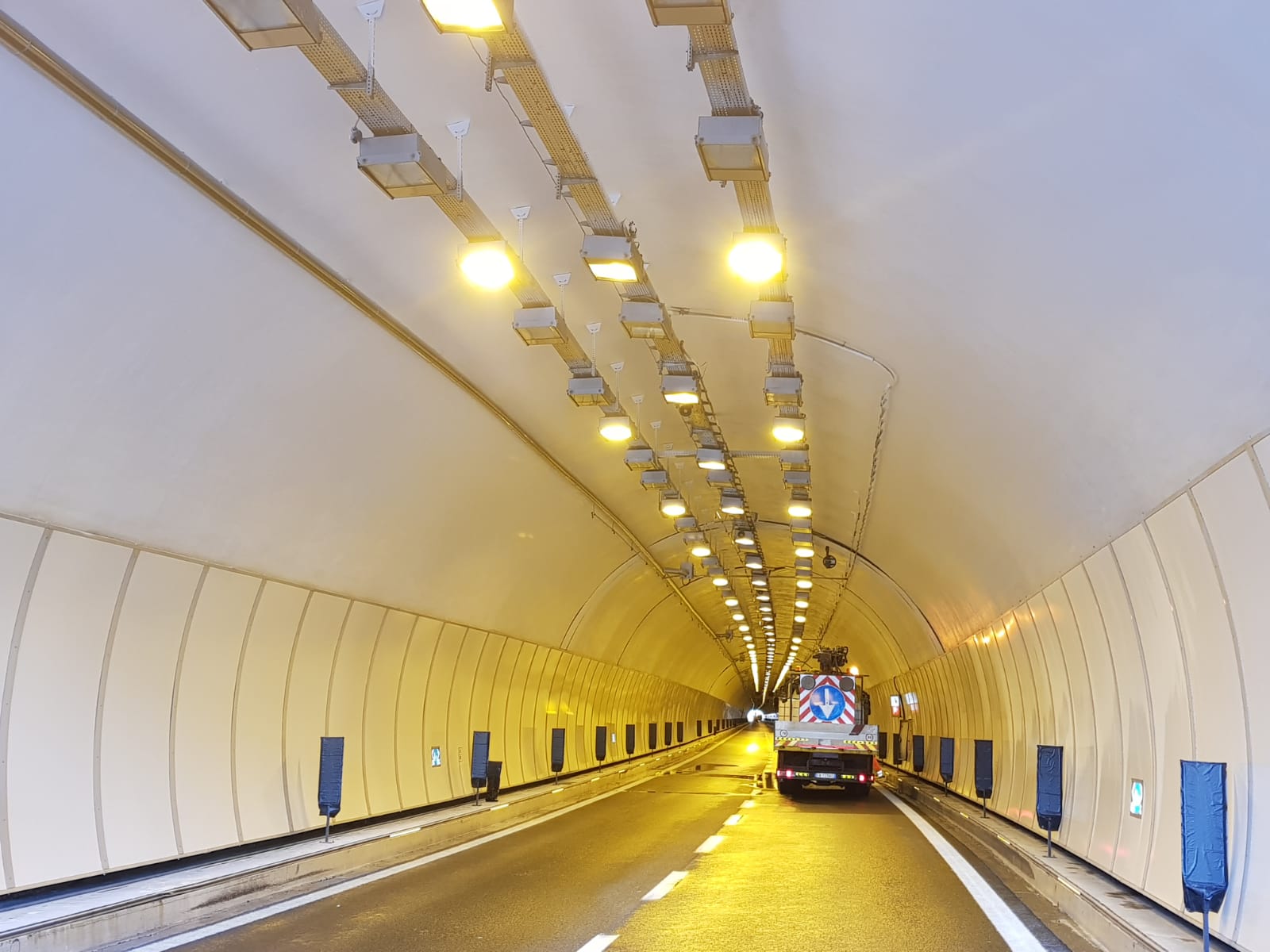 Rivestimenti fotocatalitici gallerie