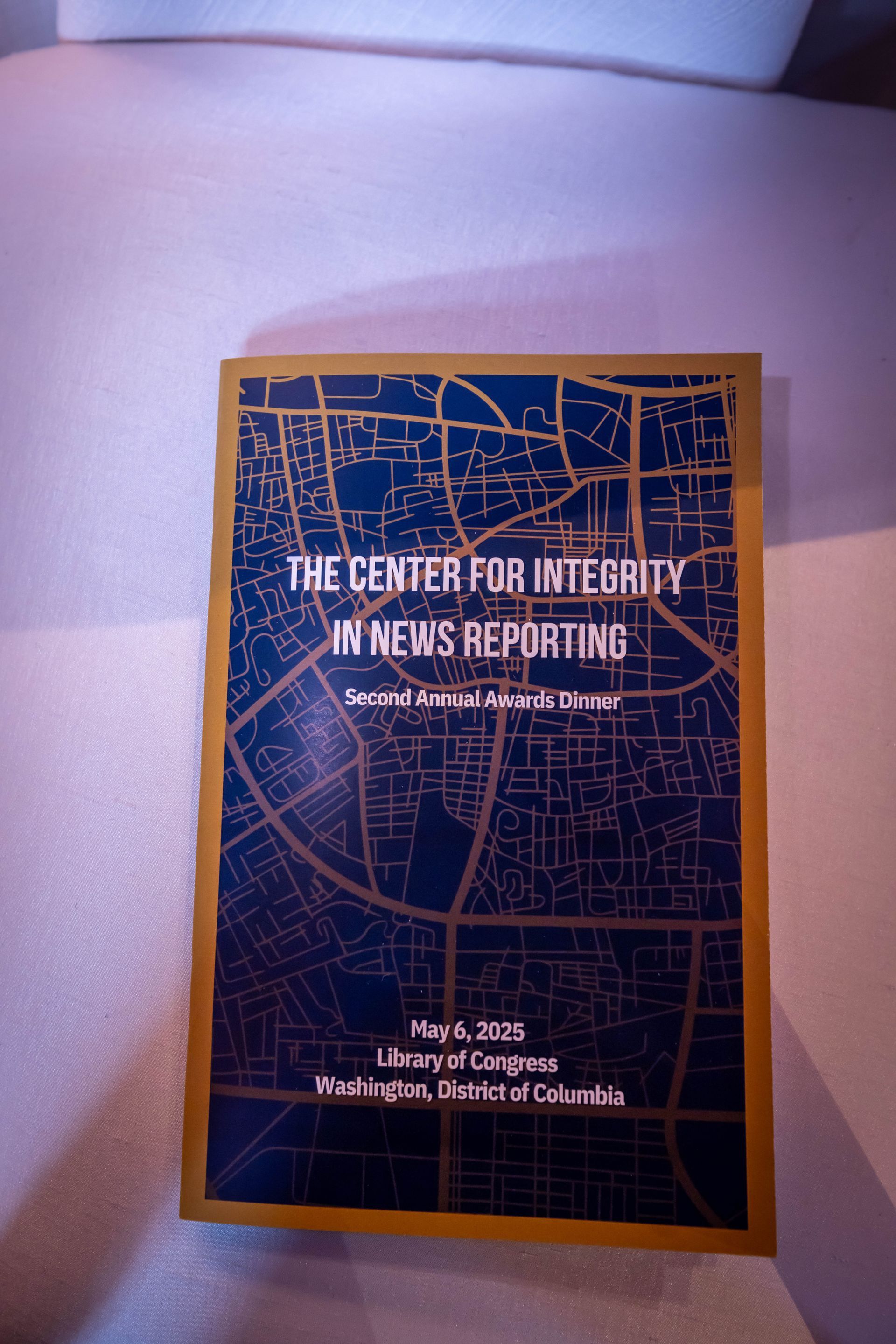 A book titled the center for integrity in news reporting