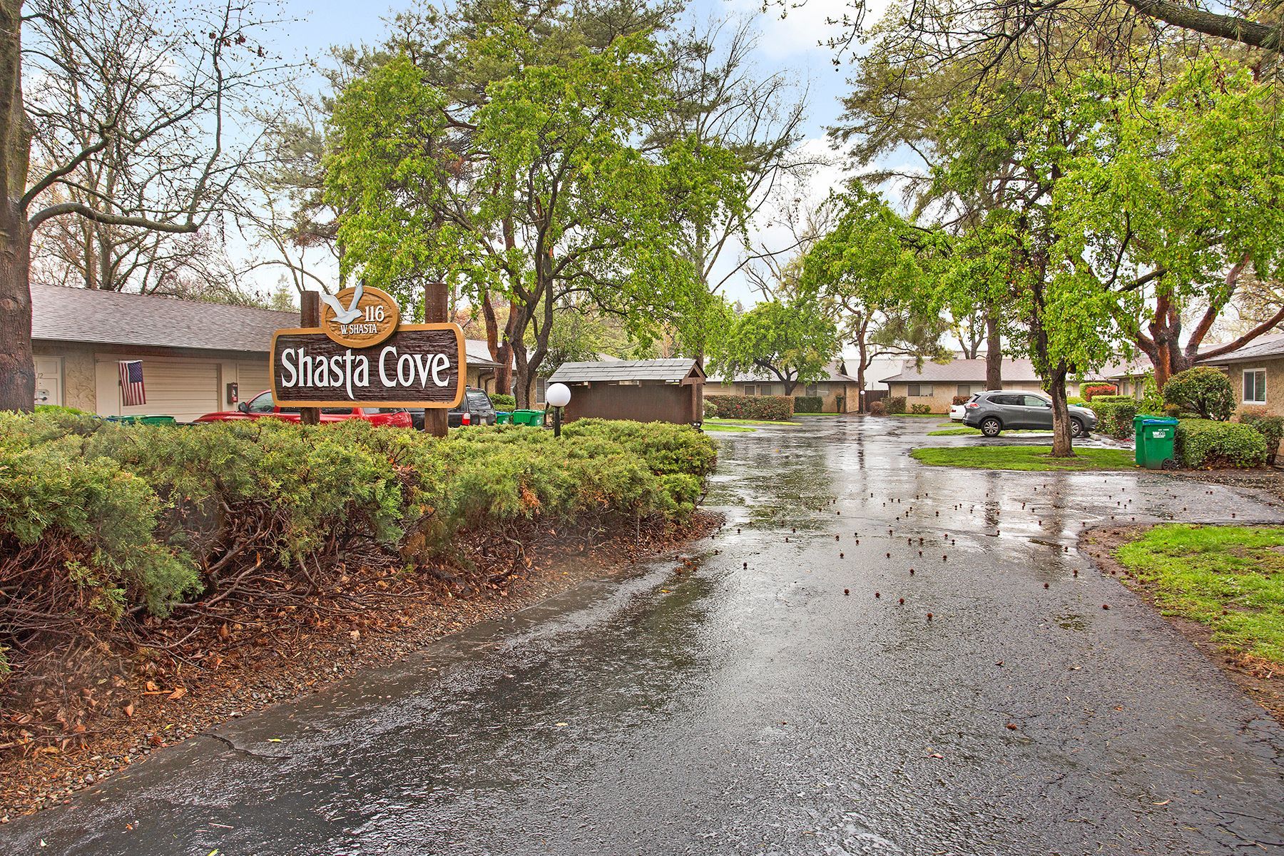 Shasta Cove | Hignell Rentals