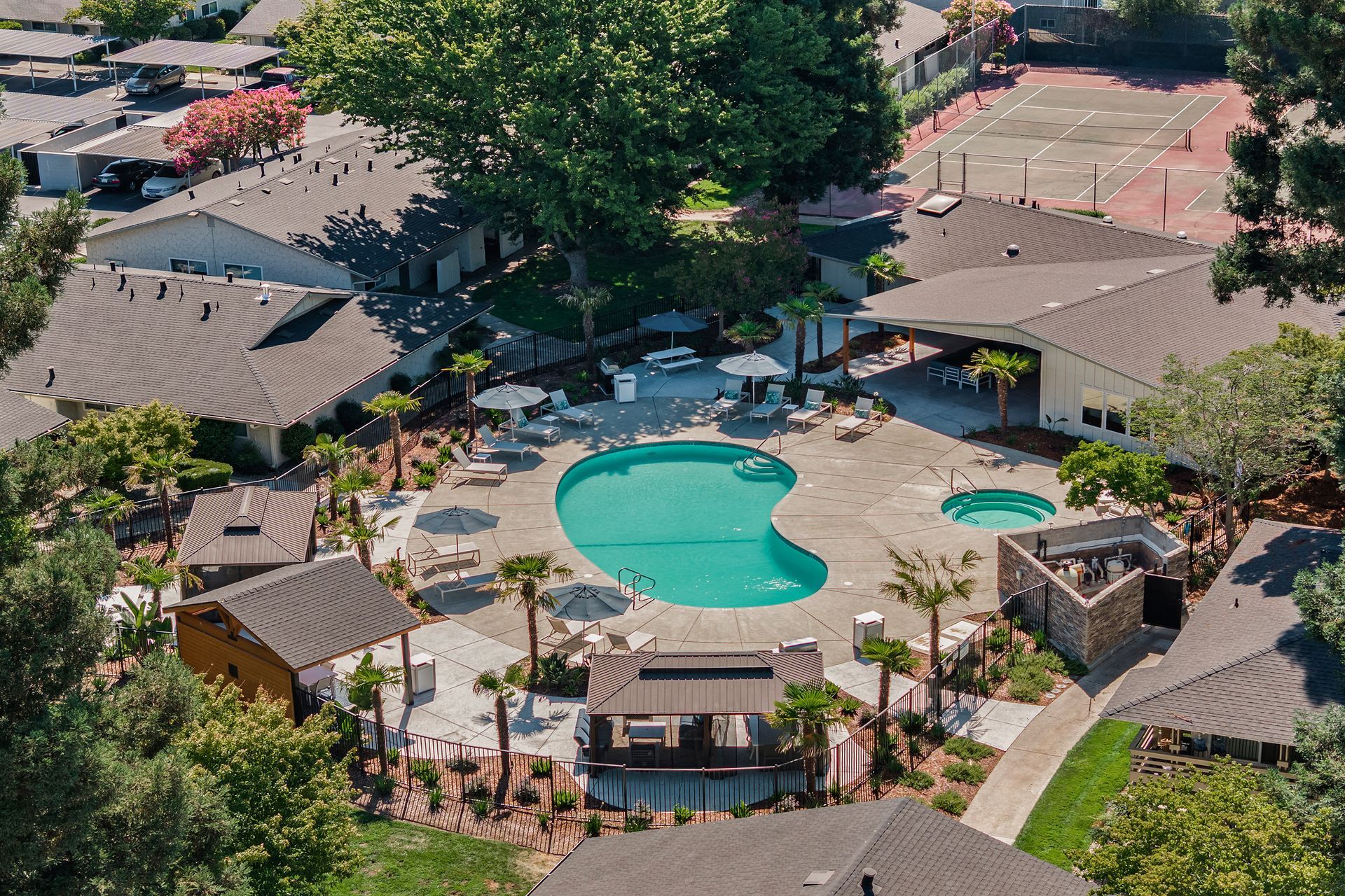 Sheridan Square Apartments | Hignell Rentals