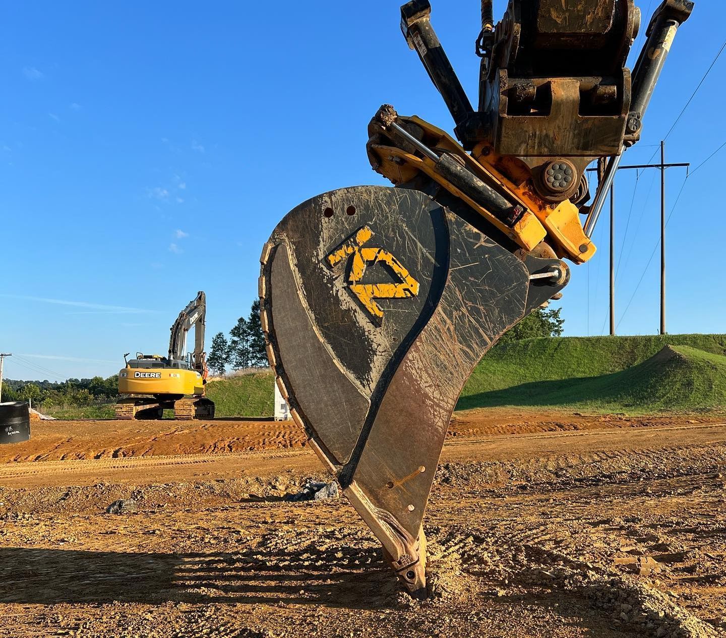 KZ Construction Excavator Scoop with the KZ Logo image on the side