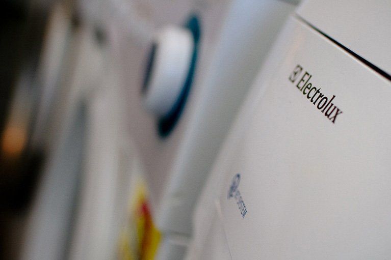 Electrolux Washing Machine — Canberra, ACT — Renewed Appliances - Manhos