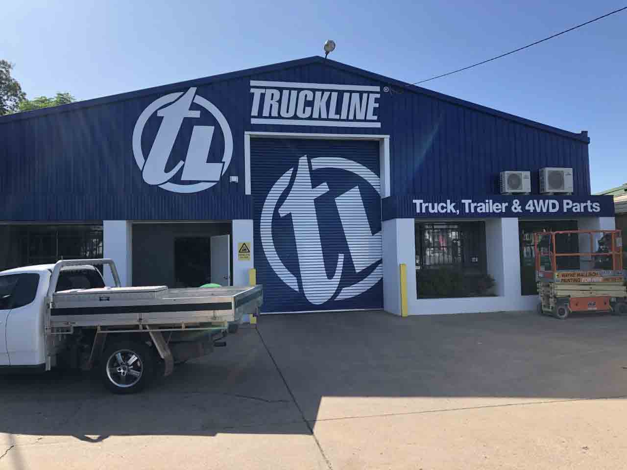 Truckline Warehouse Signage — Sign Writing in Dubbo, NSW