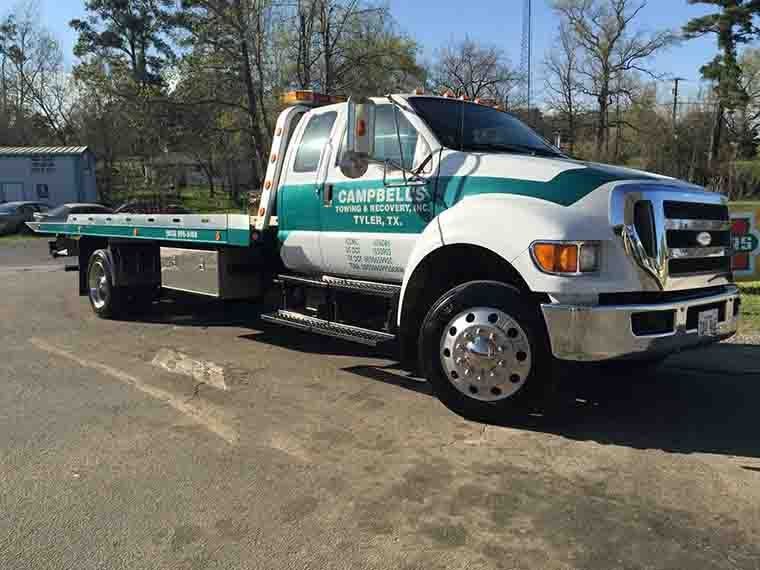Towing and recovery truck