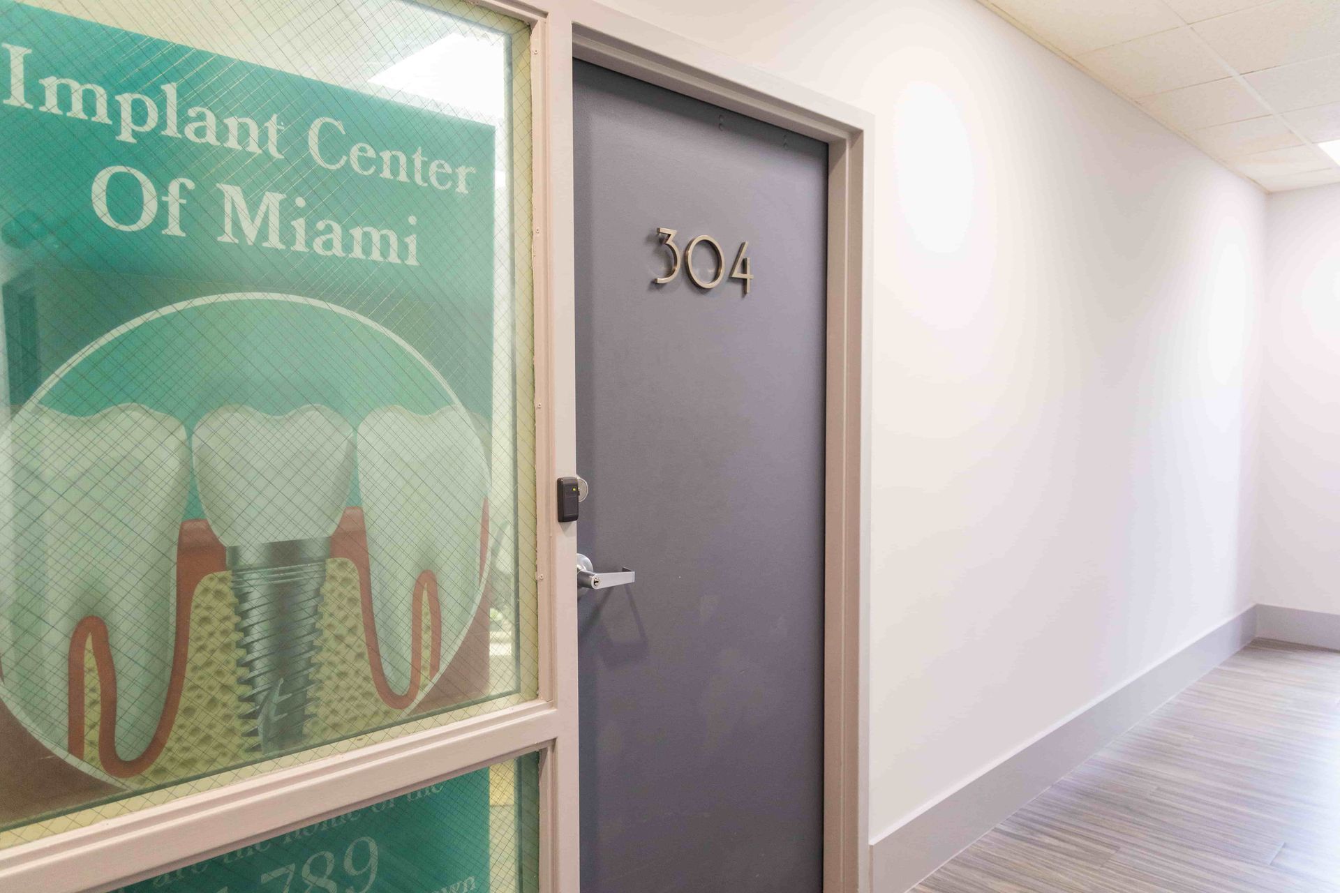 Implant Center of Hialeah office