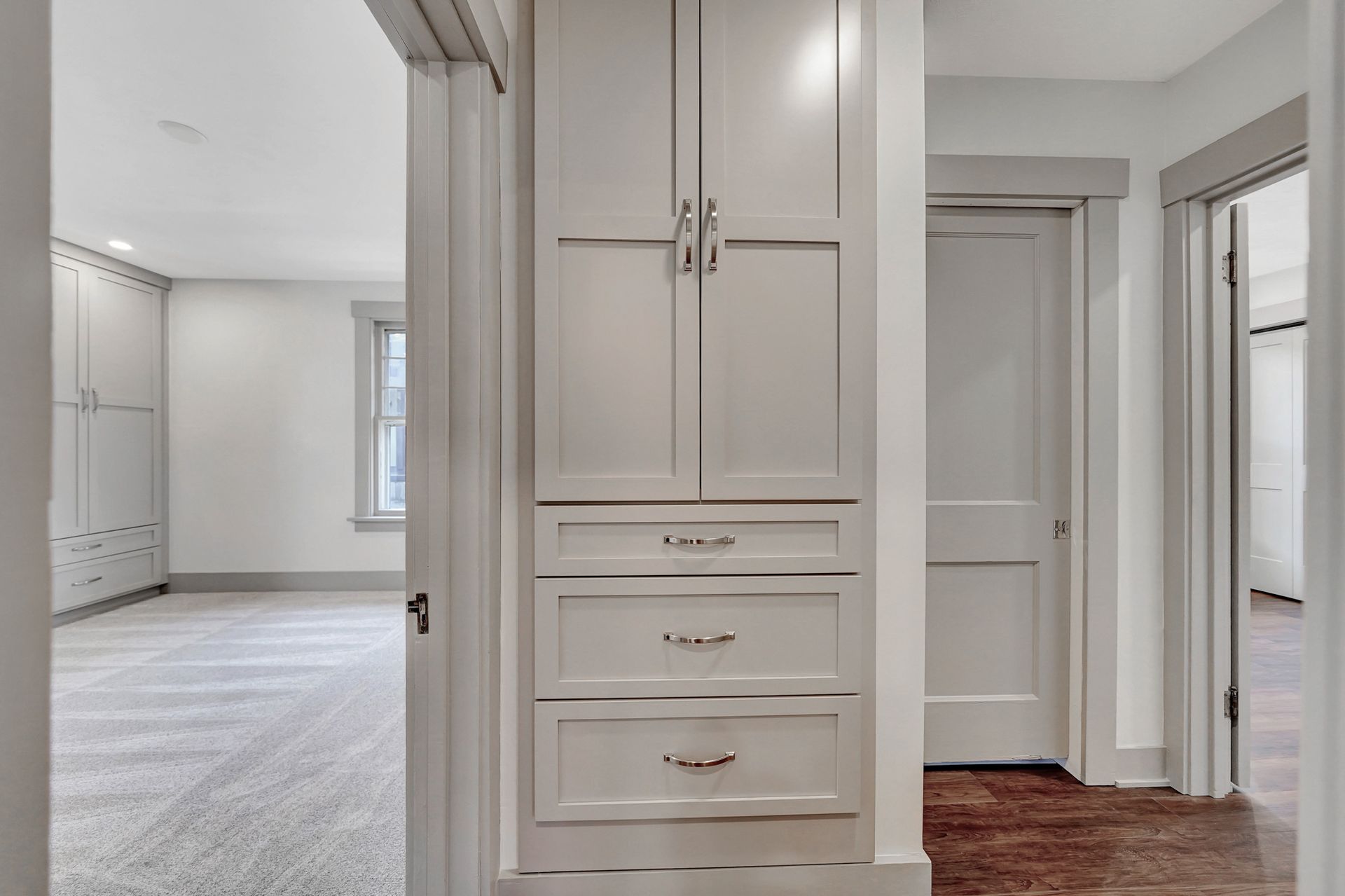 White Cabinet - Lincoln, NE - SkyLimit Remodeling