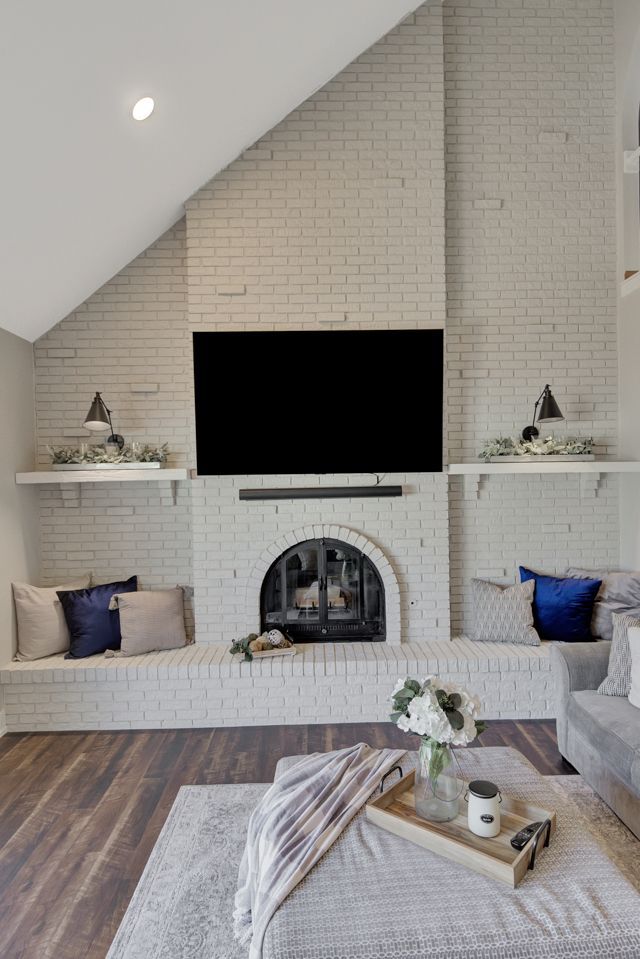 Living room with TV - Lincoln, NE - SkyLimit Remodeling