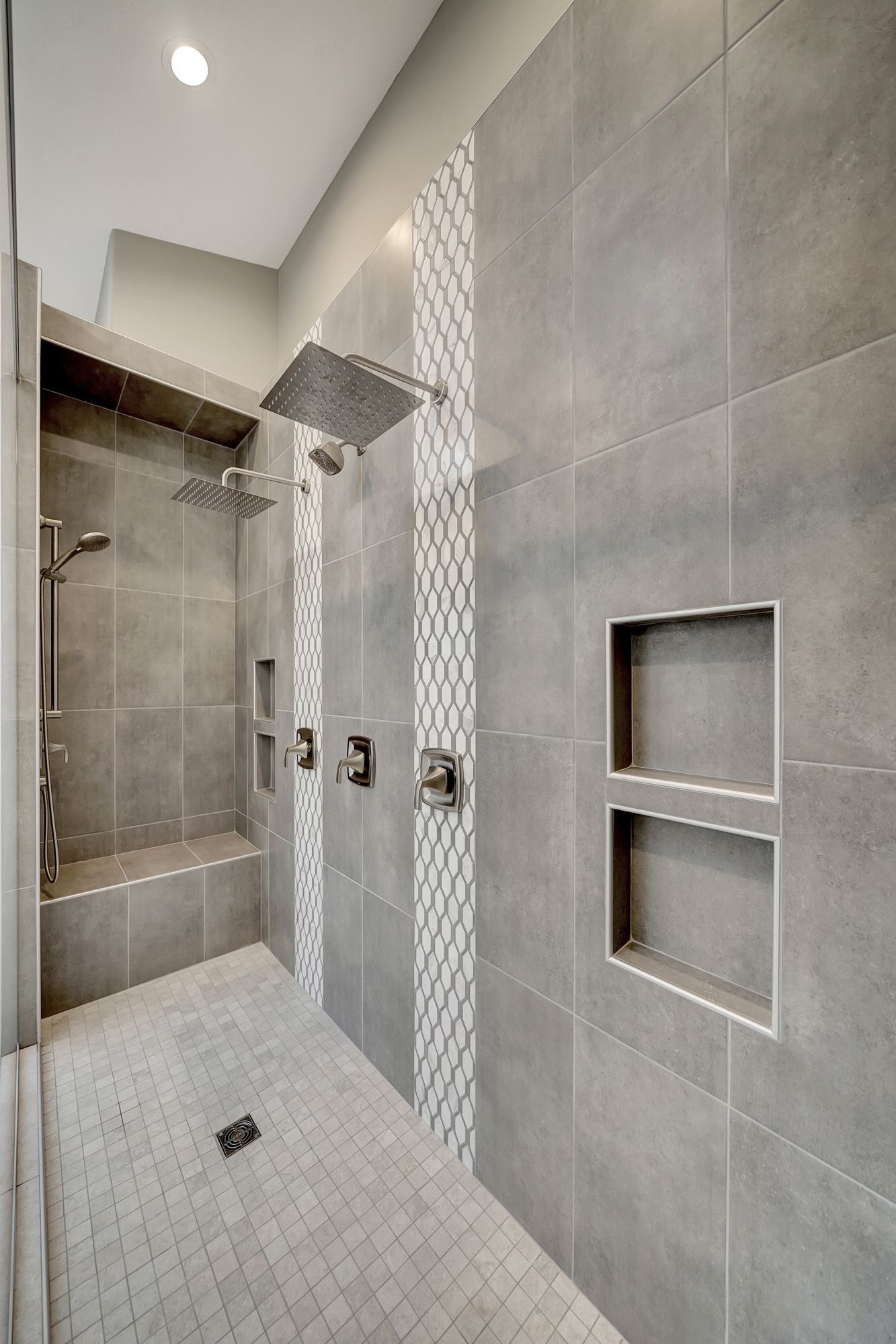 Bathroom - Lincoln, NE - SkyLimit Remodeling