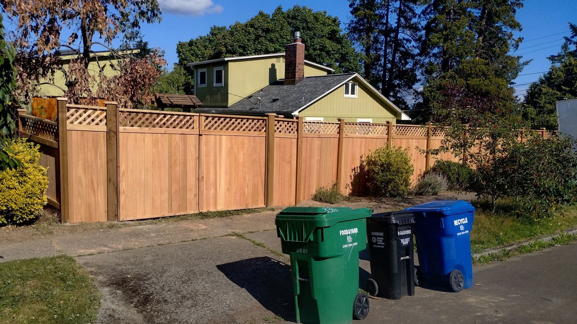 Diamond Lattice Gate