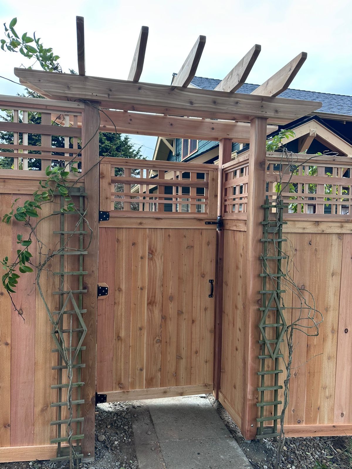 Wood Fence Installation in Kent, WA.