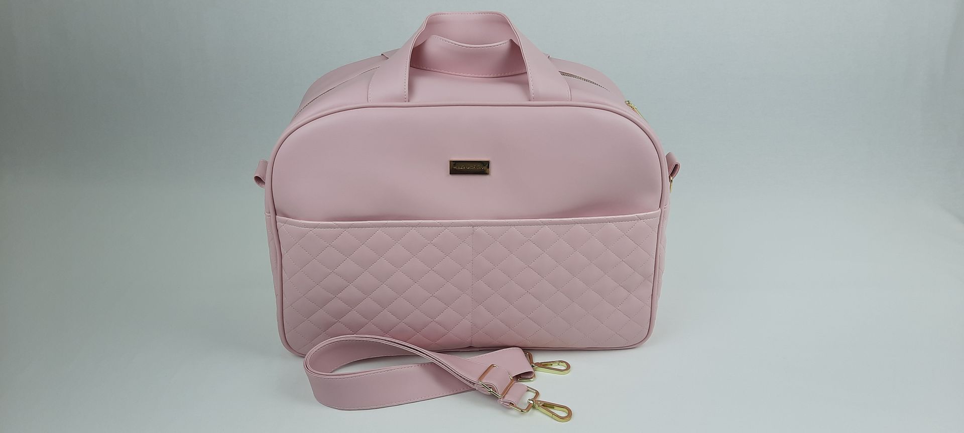 SACO MATERNIDADE NV5 PELE SINTÉTICA ACOLCHOADA COR ROSA ACESSÓRIOS DOURADOS 