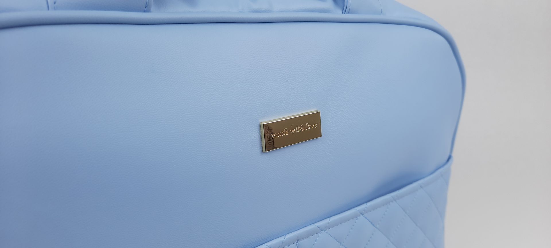 SACO MATERNIDADE NV5 PELE SINTÉTICA ACOLCHOADA COR AZUL ACESSÓRIOS DOURADOS 