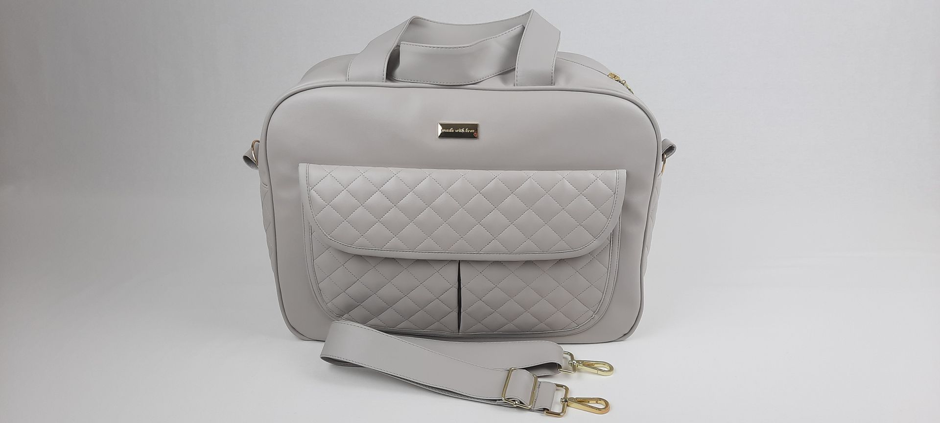 SACO MATERNIDADE NV6 PELE SINTÉTICA ACOLCHOADA COR CINZA ACESSÓRIOS DOURADOS