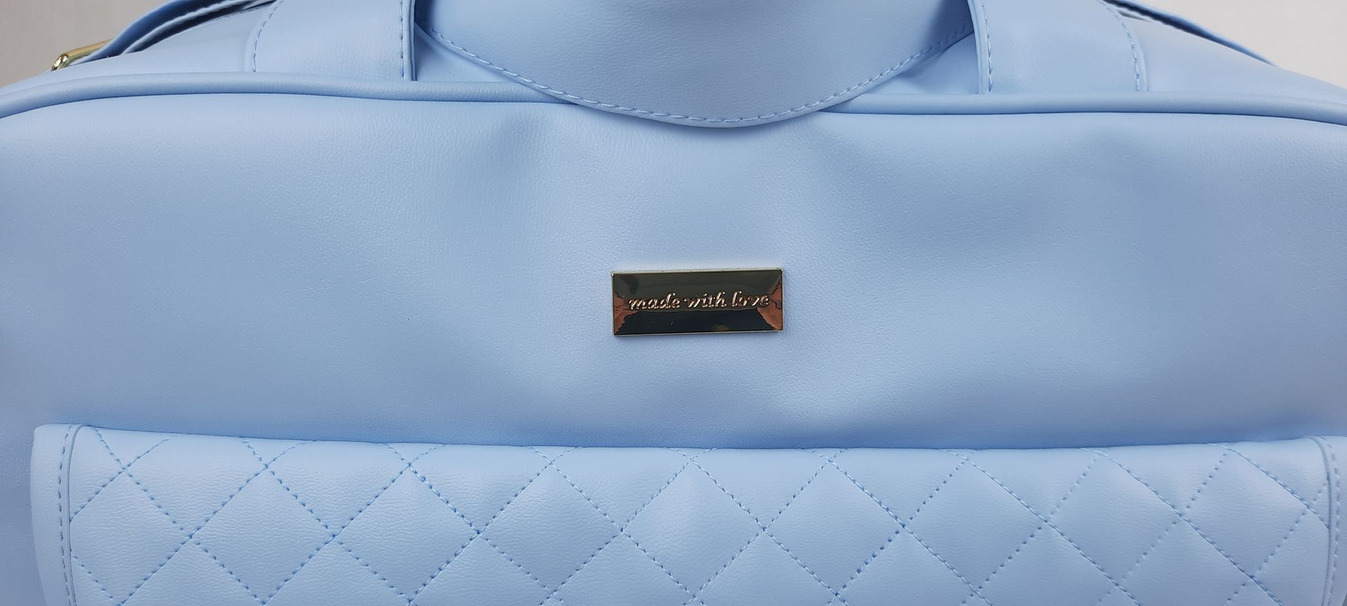 SACO MATERNIDADE NV6 PELE SINTÉTICA ACOLCHOADA COR AZUL ACESSÓRIOS DOURADOS