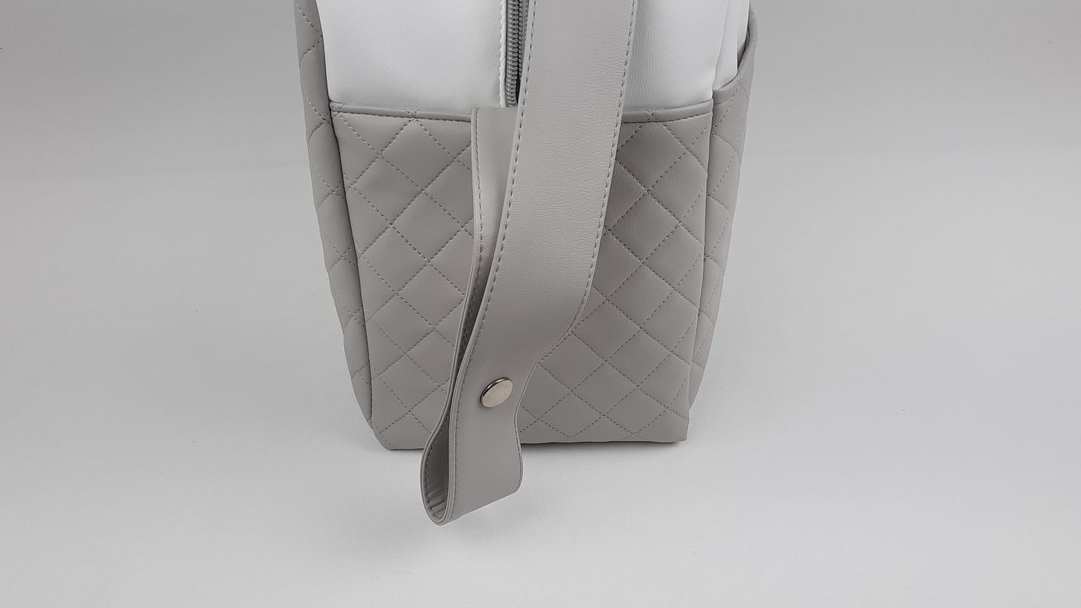 SACO MATERNIDADE NV5  PELE SINTÉTICA ACOLCHOADA COR CINZA 