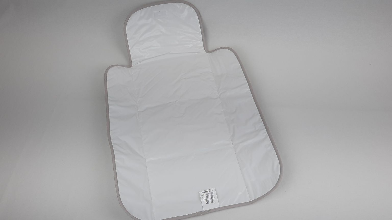 MUDA FRALDAS LAÇO PELE SINTÉTICA ACOLCHOADA COR CINZA 