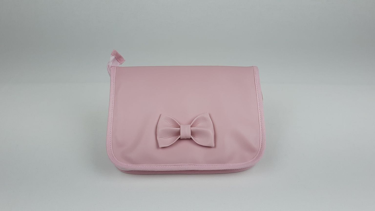 PORTA DOCUMENTOS PELE SINTÉTICA  LISA COM LAÇO COR ROSA