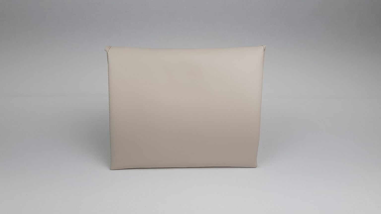 MUDA FRALDAS PELE SINTÉTICA LISA COM LAÇO COR BEGE