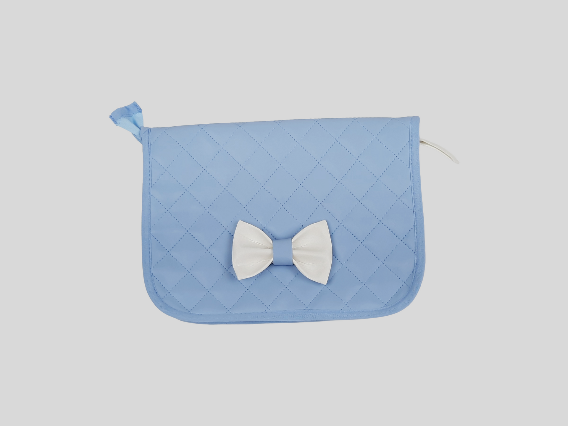 PORTA DOCUMENTOS PELE SINTÉTICA ACOLCHOADA COR AZUL COM FECHO DE CORRER E LAÇO