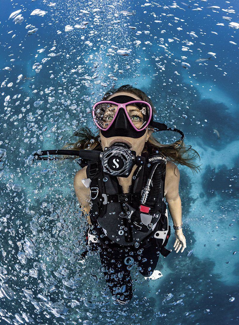 PADI Divemaster Sheila Suarez