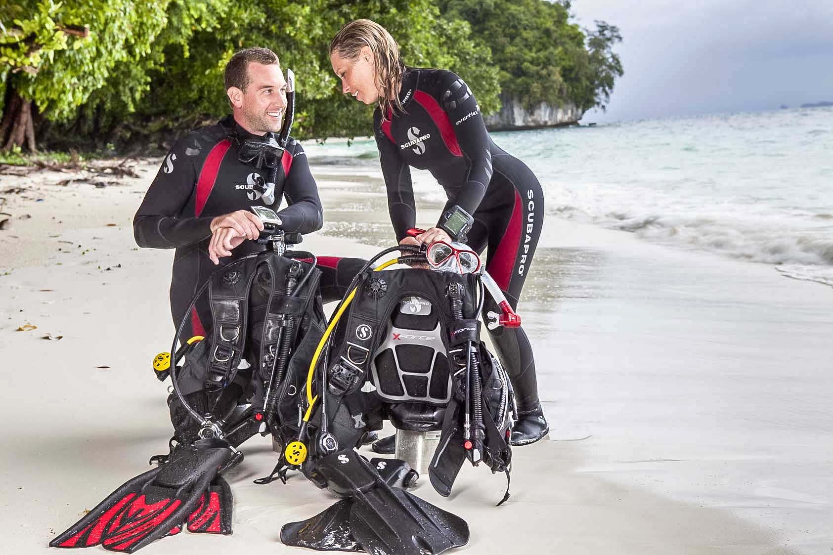 PADI ASSISTANT INSTRUCTOR