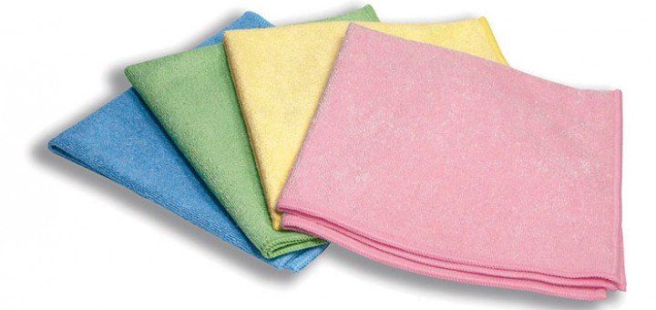 Stracci colorati per pulizie