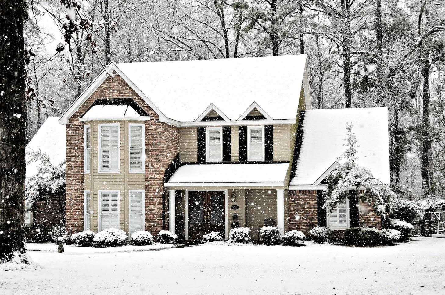 Roofing — Winter Roofing Repair in Savanna, GA