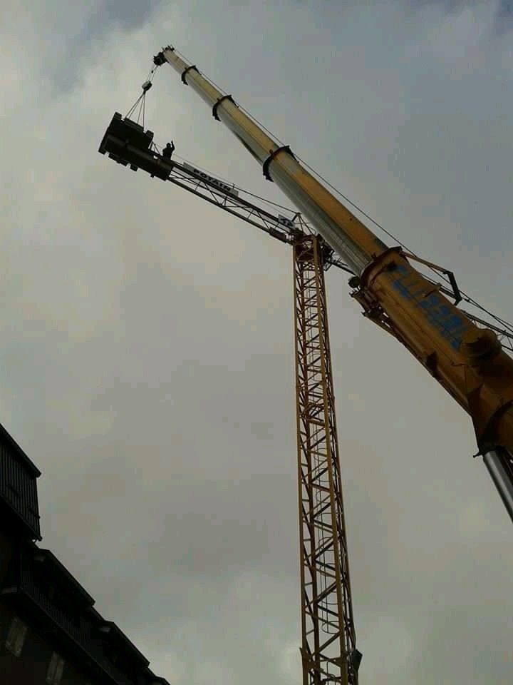 Autogrù di grandi dimensioni