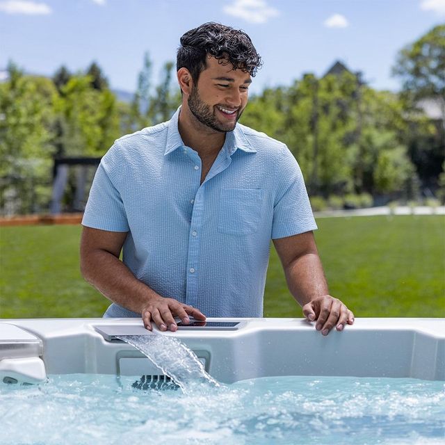 Bullfrog Spa Model A8 | Blue Hawaiian Pool & Spas | West TN