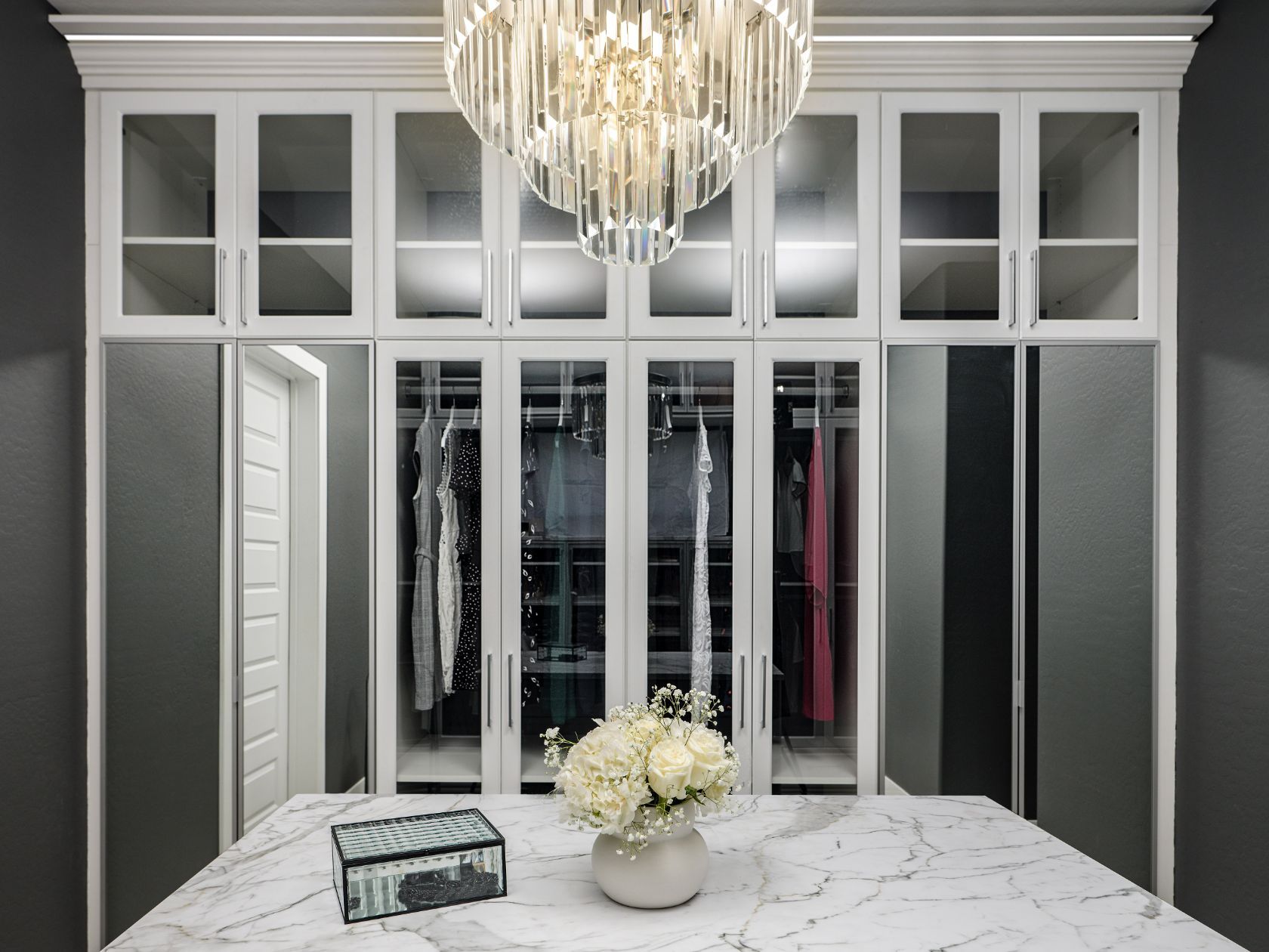 Walk In Custom Closet System