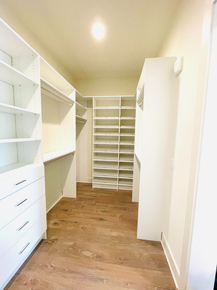 Custom Closet System