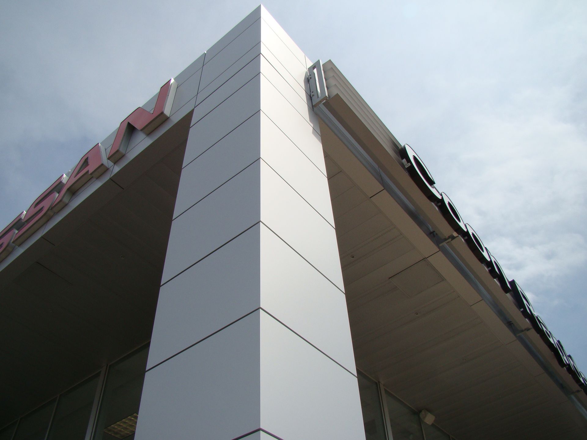 Coon Rapids Nissan 4 - Minneapolis, MN - Berwald Roofing