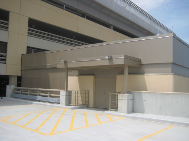 HH Humphrey Airport Ramp 9 - Minneapolis, MN - Berwald Roofing