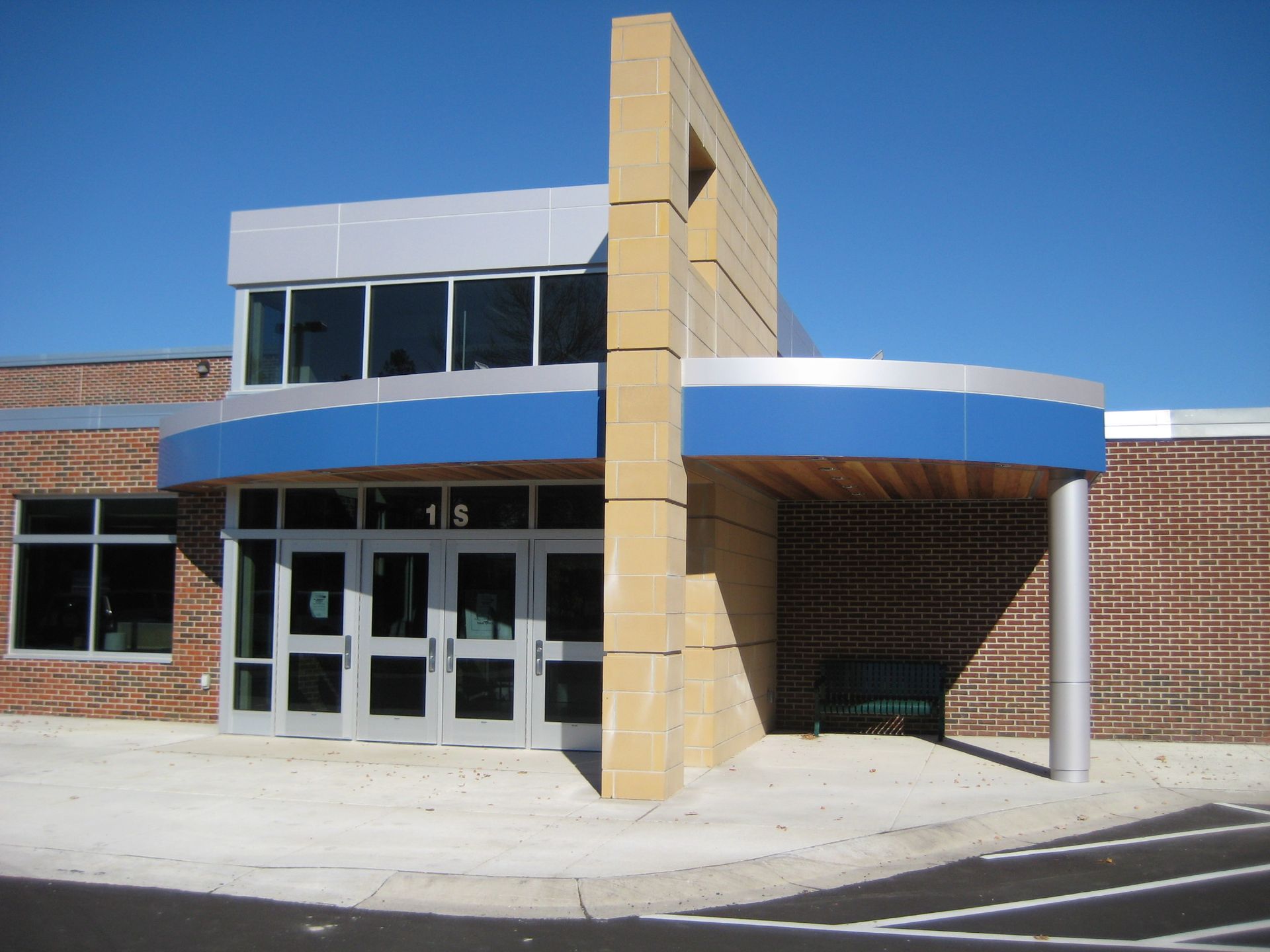 Minnewashta Elementry - Minneapolis, MN - Berwald Roofing