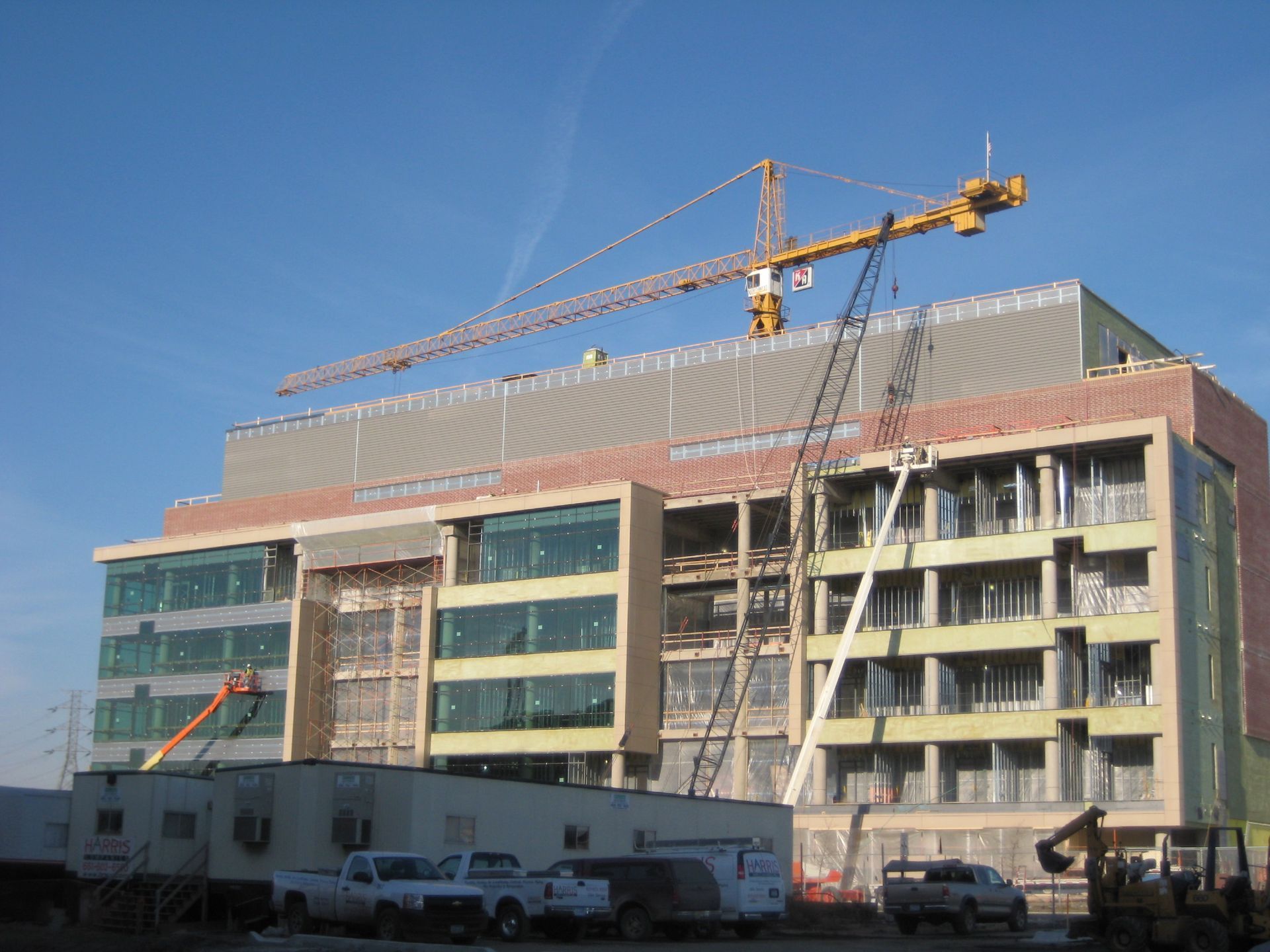 U of M Medical BioSciences Building 2 - Minneapolis, MN - Berwald Roofing