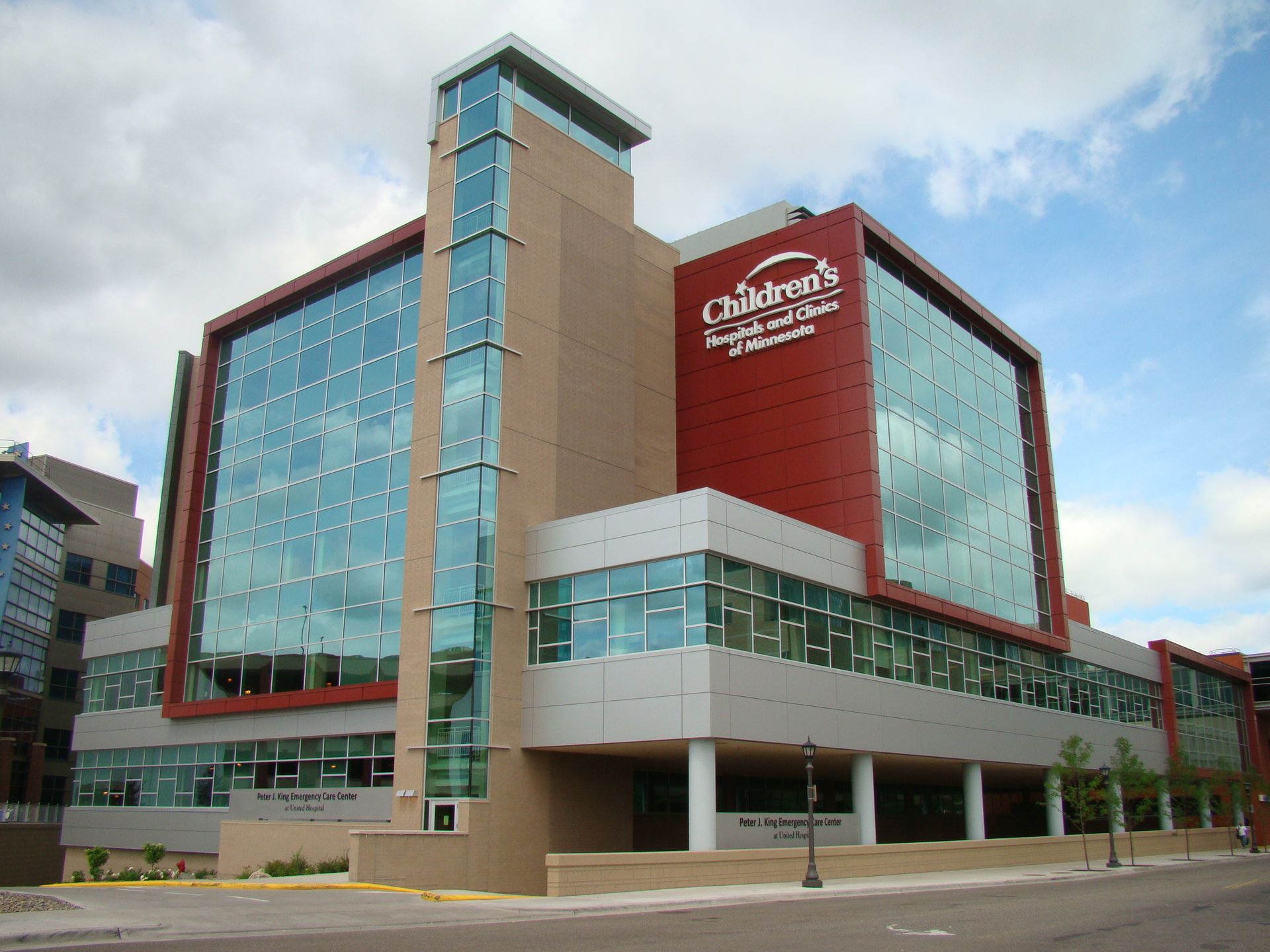 United Hospital Children’s Hospital St. Paul - Minneapolis, MN - Berwald Roofing