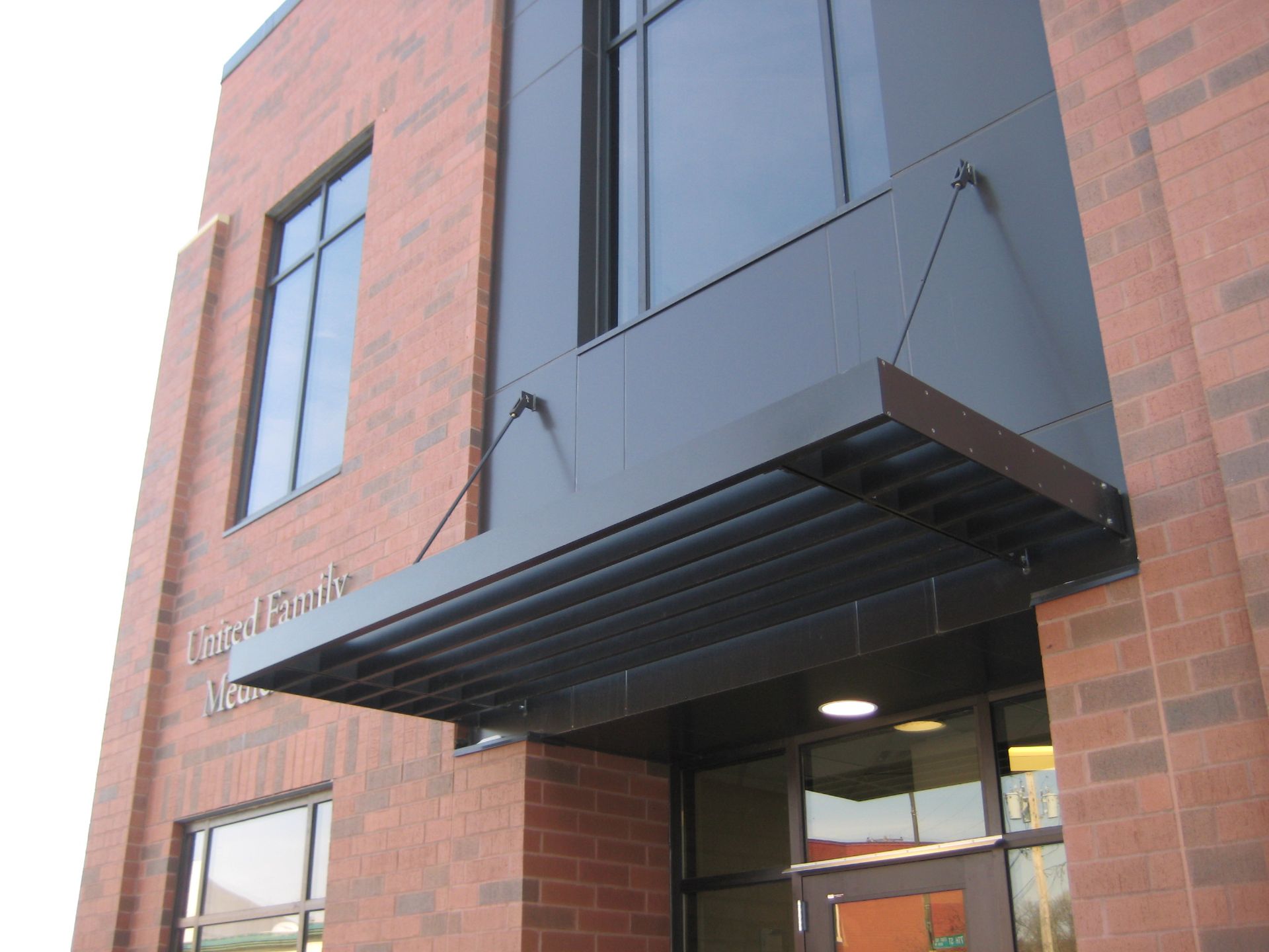 United Family Practice Health Center 3 - Minneapolis, MN - Berwald Roofing