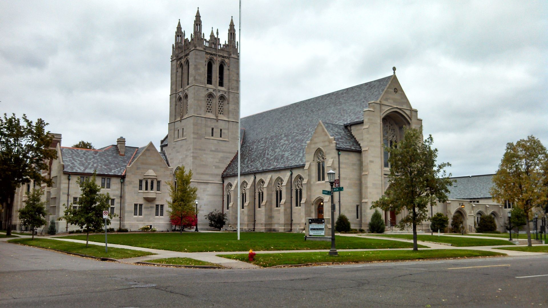 House of Hope Presbyterian Church - Minneapolis, MN - Berwald Roofing